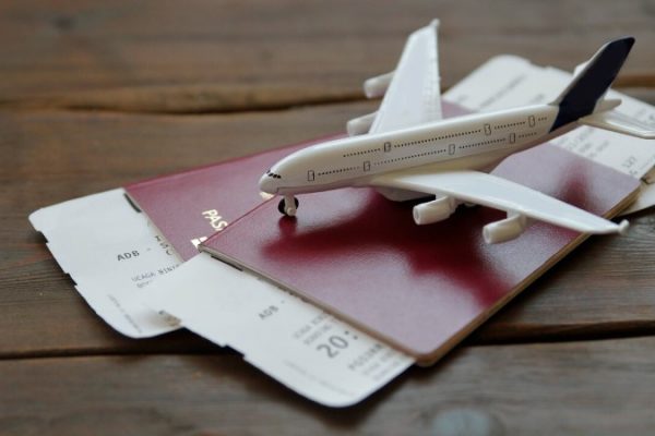 Guide to Get Cheap Plane Tickets this Holiday Season