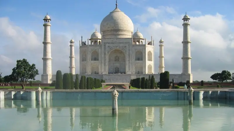 Taj Mahal: A Timeless Testament to Love and Devotion