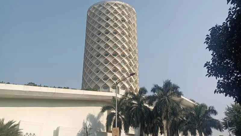 Nehru Centre, Mahalakshmi