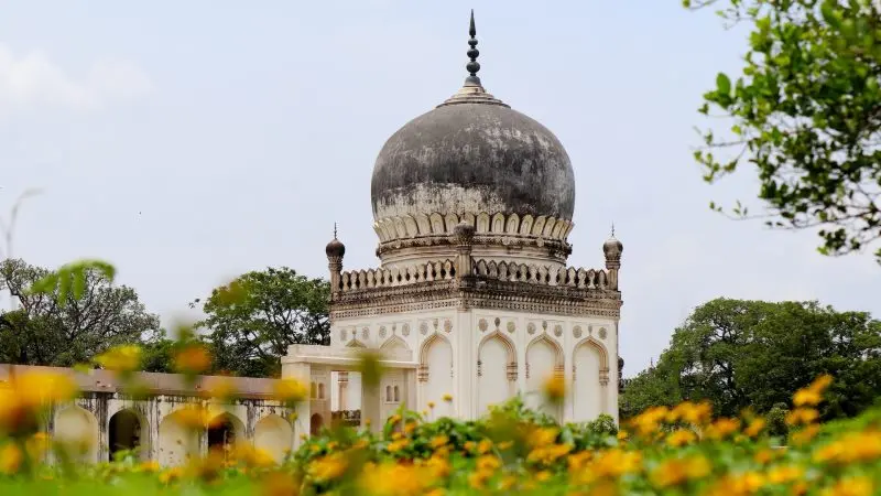 Qutb Shahi Tombs